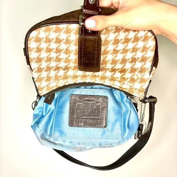 Vintage Y2K Coach Wool Houndstooth Demi Buckle Handbag Purse - Picture 10 of 11